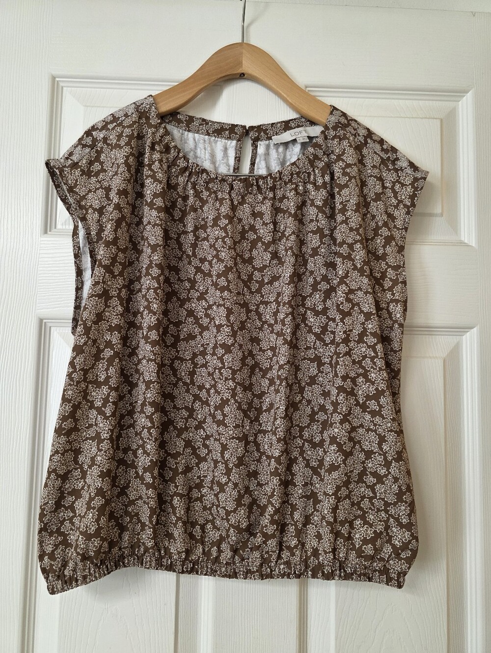 LOFT Brown Floral Short-Sleeve Blouse